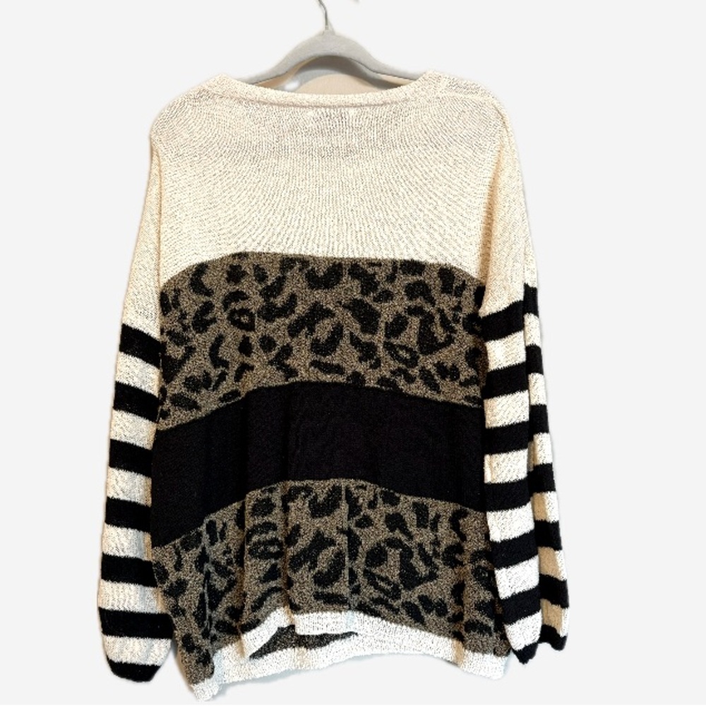 Pink Lily x Living My Best Style Animal Cat Print Pullover Sweater Size S - Picture 4 of 5